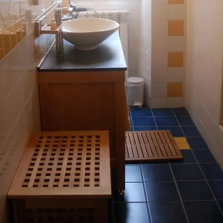 Domaine De Chanteperdrix Guest house Rosieres (Ardeche)